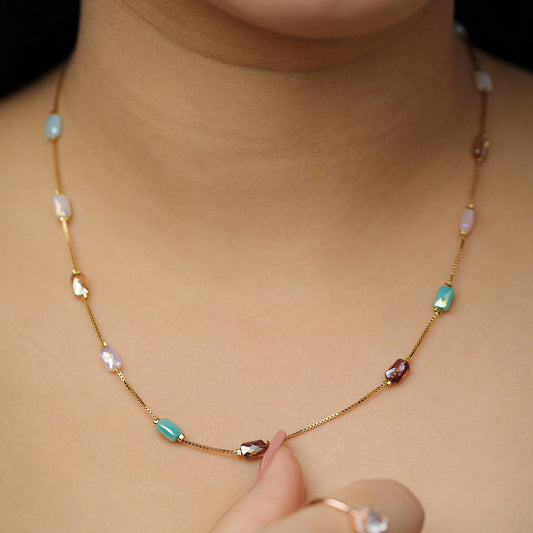 Dainty Beaded Vintage Necklace