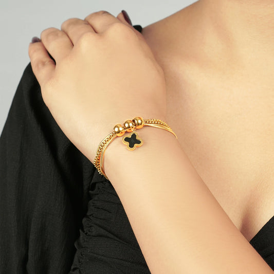 Golden Layered Bracelet with Clover Pendant