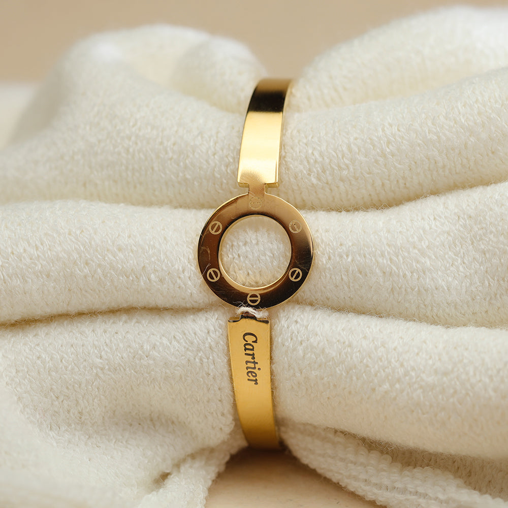 Circle of Luxe Kada