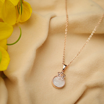 Mother-of-Pearl Blossom Necklace