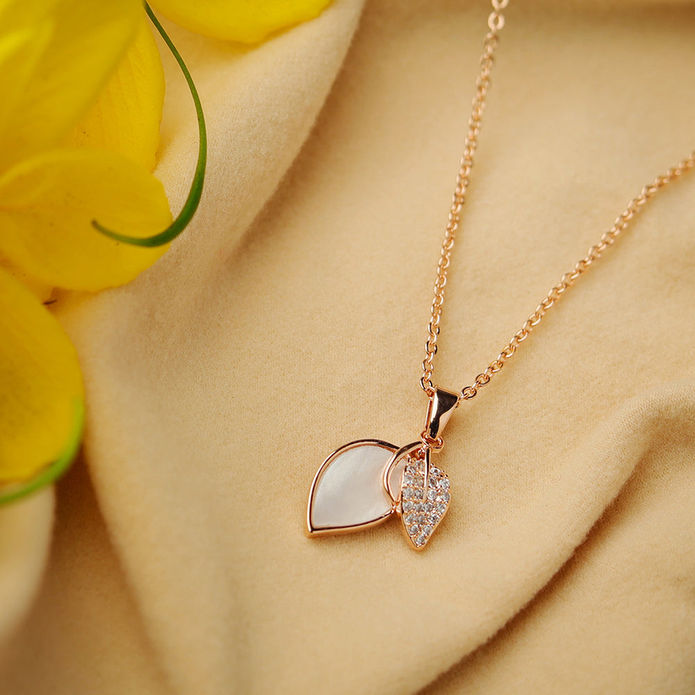 Luna Leaf Necklace