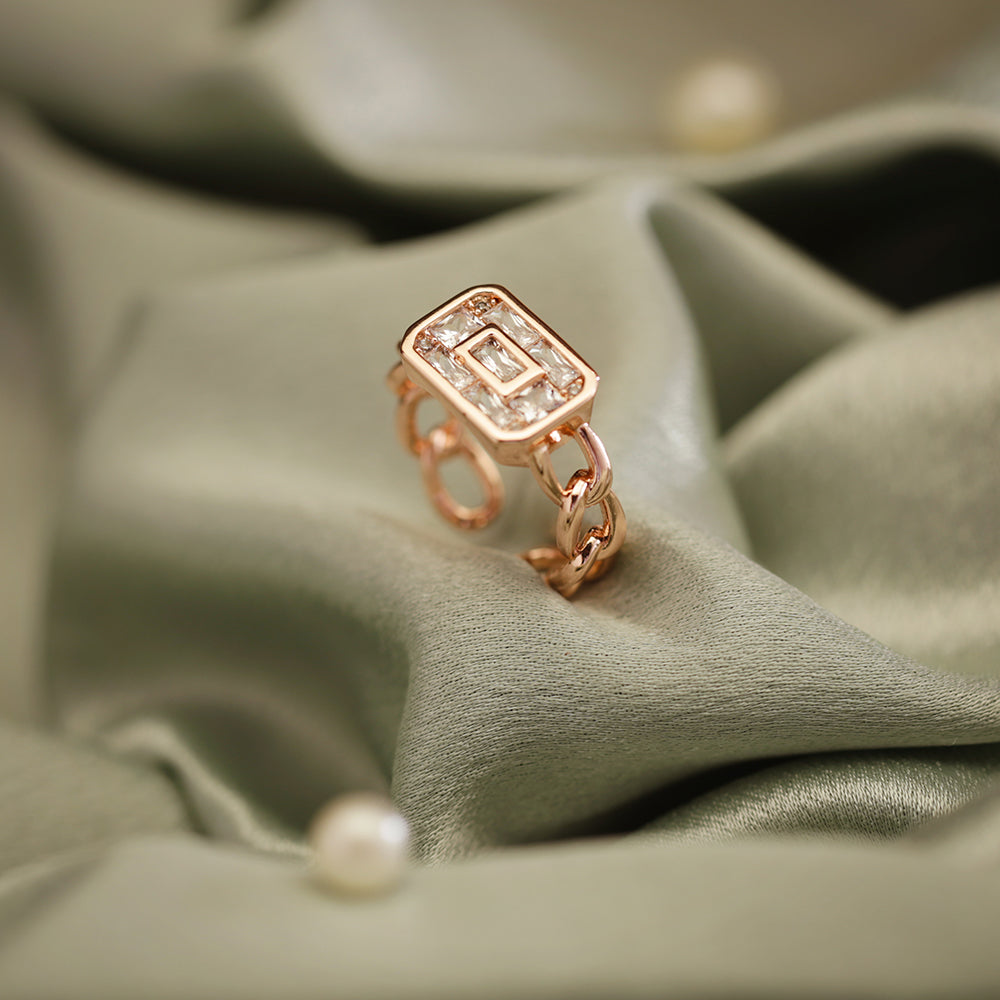 Royal Link Ring